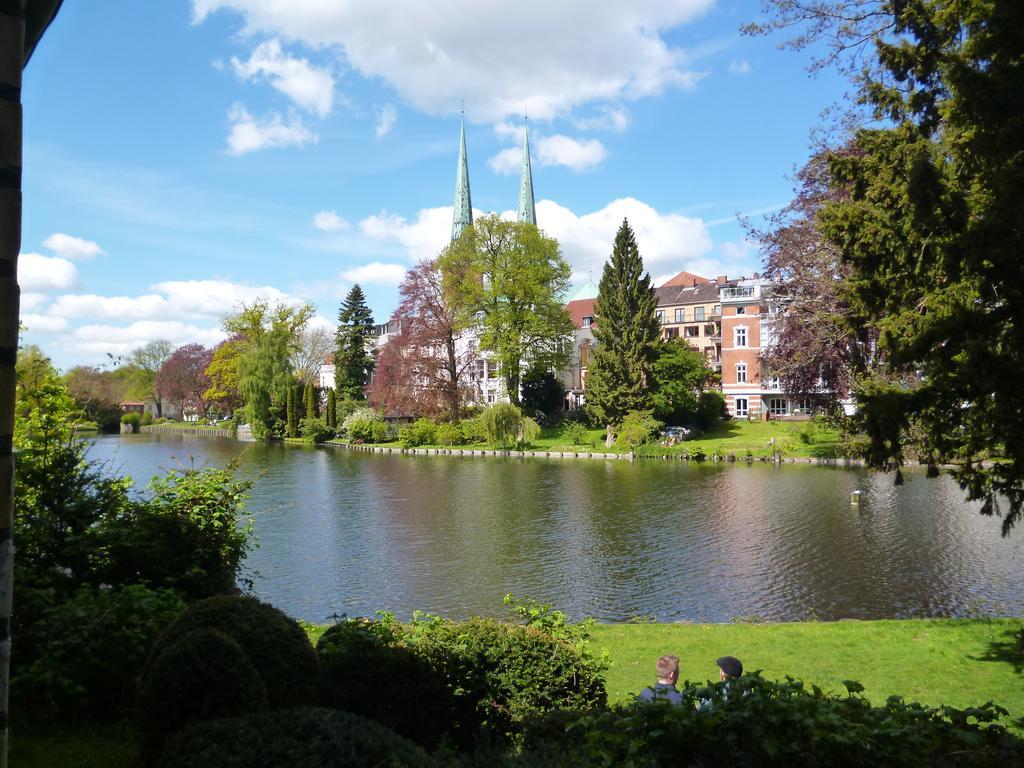 Hotel Am Muehlenteich Lubeck Exterior photo