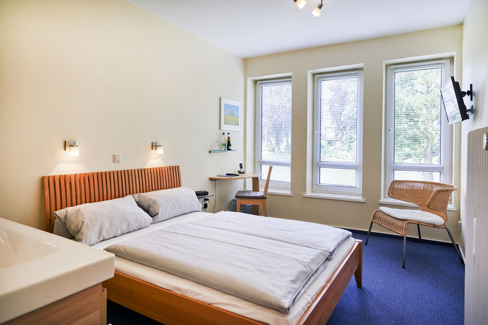 Hotel Am Muehlenteich Lubeck Exterior photo