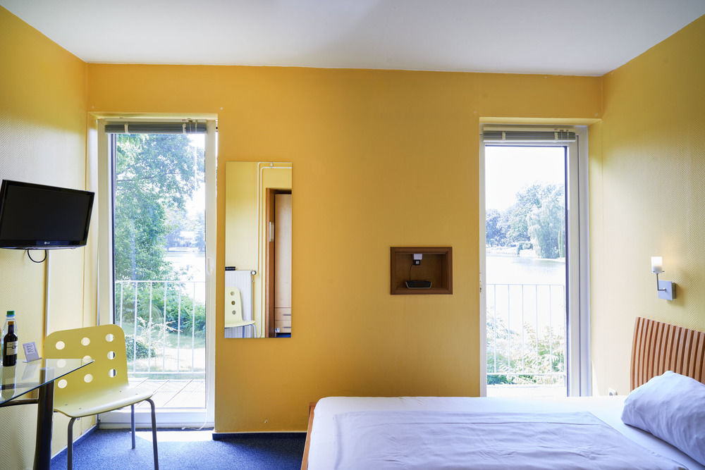 Hotel Am Muehlenteich Lubeck Exterior photo